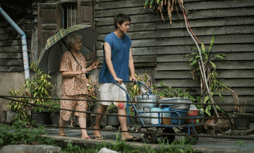 4 Fakta Menarik Film How To Make Millions Before Grandma Dies