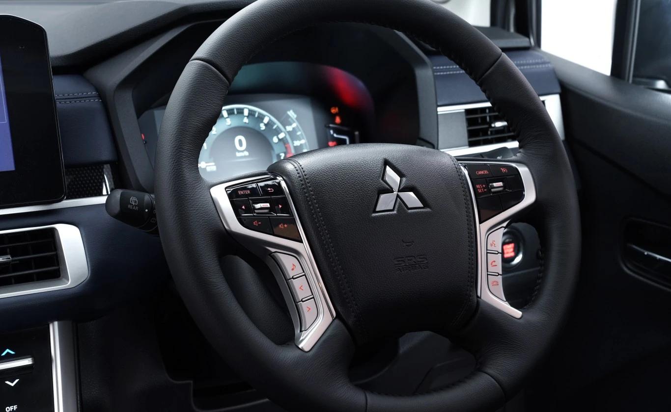 Mitsubishi New Xpander Cross